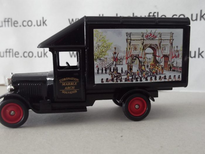 LP52011, Morris Parcels Van, Coronation Souvenir, Marble Arch