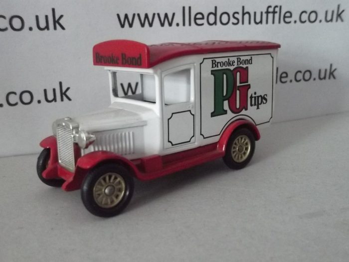 LP21064, Chevrolet Van, Brooke Bond PG Tips
