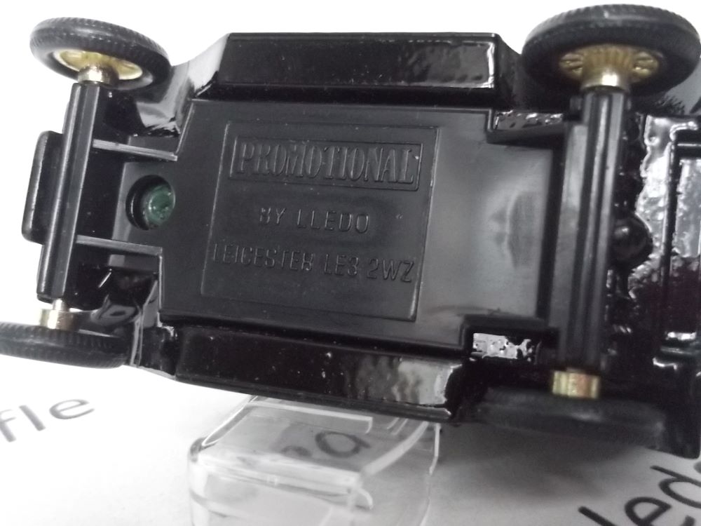 LP06-1002R, Model T Ford Van, Old Bushmills Distillery, Irish Whiskey since 1608 - Image 3