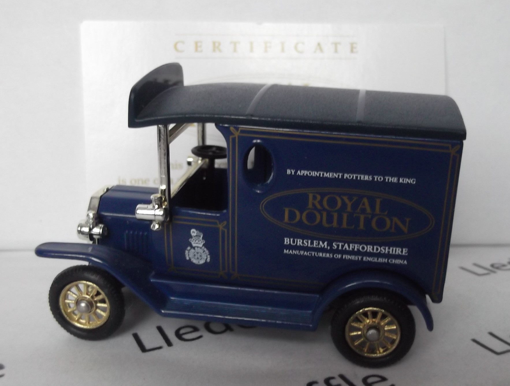 LP06-1010, Model T Ford Van, Royal Doulton, Burslem, Staffordshire - Image 2