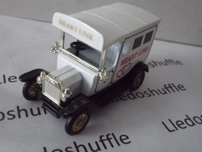 PV006072, Code 3, Model T Ford Van, Heart Link - Image 2