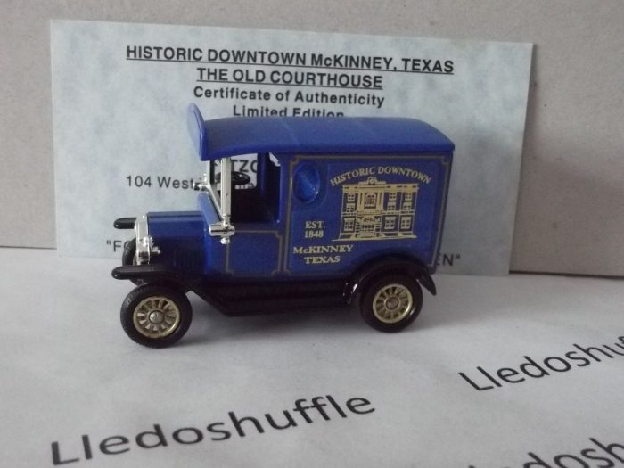 PV006100, Code 3, Model T Ford Van, Historic Downtown, McKinney, Texas, USA, The Old Courthouse