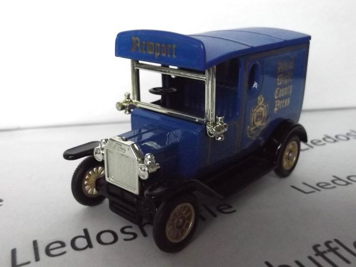 PV006104, Code 3, Model T Ford Van, Isle of Wight County Press - Image 2