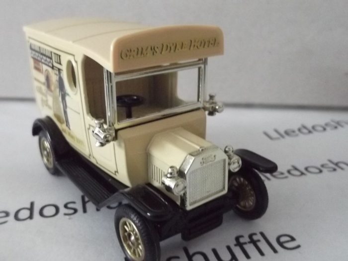 PV006202, Code 3, Model T Ford Van, Alison & Ian, Married 2 May 1998, Grim's Dyke Hotel, Harrow - Image 3