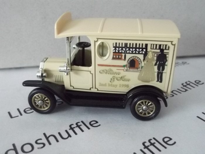 PV006202, Code 3, Model T Ford Van, Alison & Ian, Married 2 May 1998, Grim's Dyke Hotel, Harrow