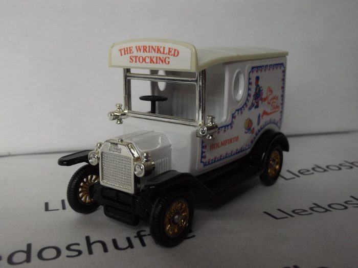 PV006300, Code 3, Model T Ford Van, The Wrinkled Stocking, Holmfirth, Last of the Summer Wine, White Roof - Image 3