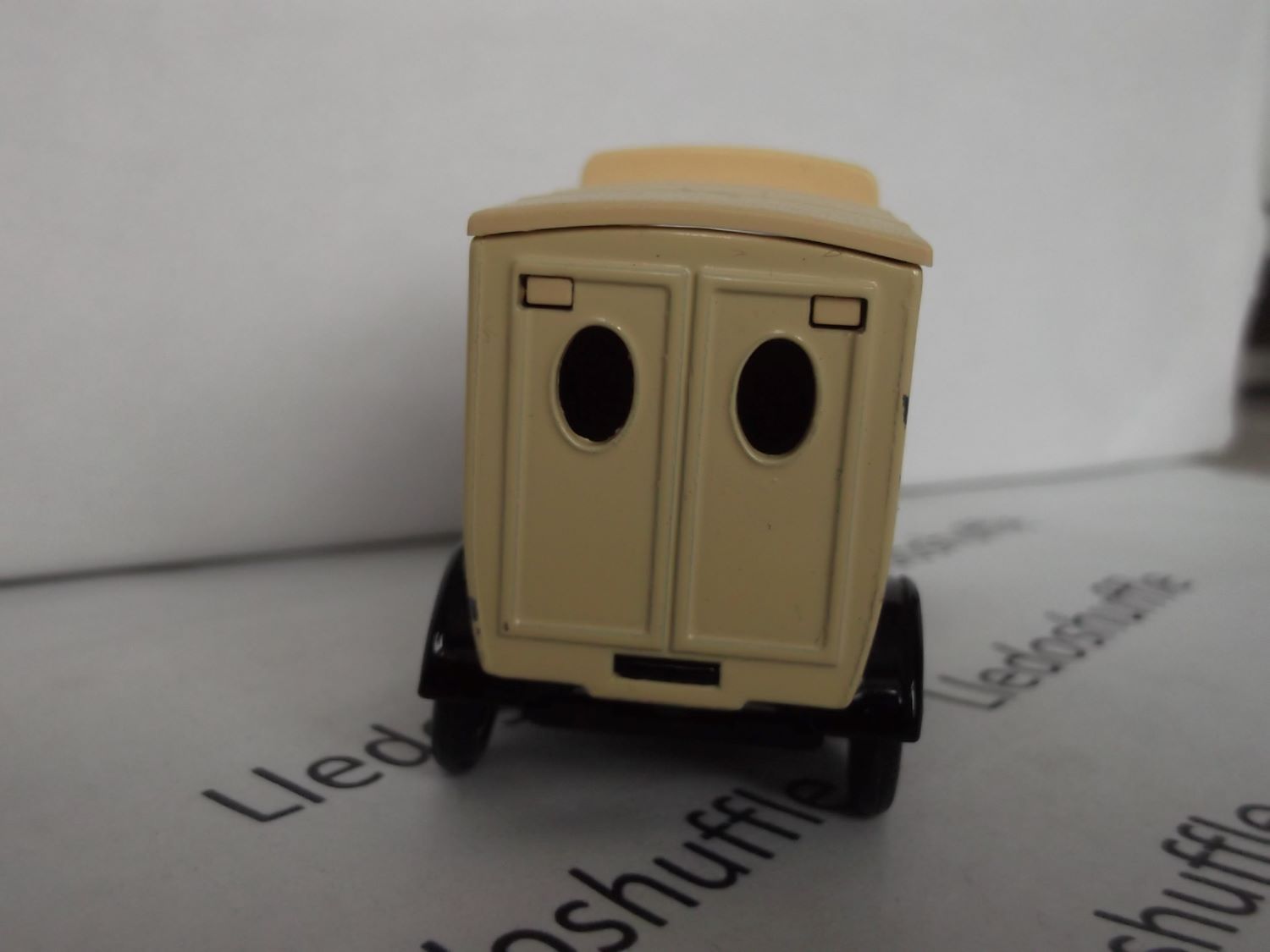 LP006, Code 3, Model T Ford Van, Cream Colour Sample, BBR Type: ELC - Image 4